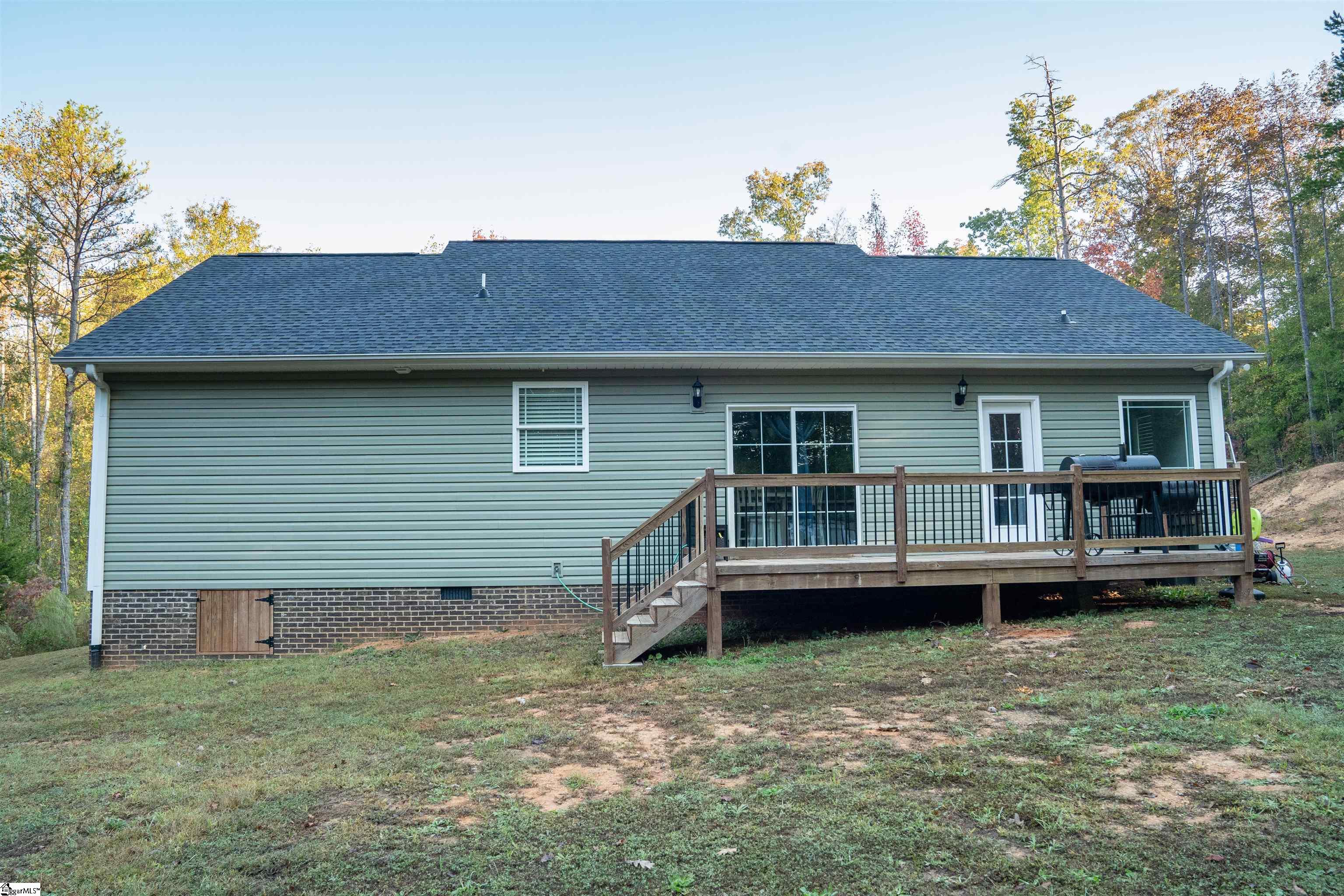 897 Rolling Meadows Road Gray Court, SC 29645 - Photo 4 of 23