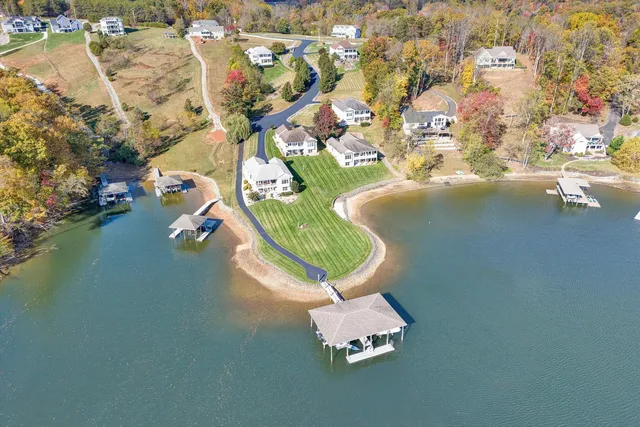 $1,145,000 | 105 Lighthouse Lane, Moneta, VA 24121