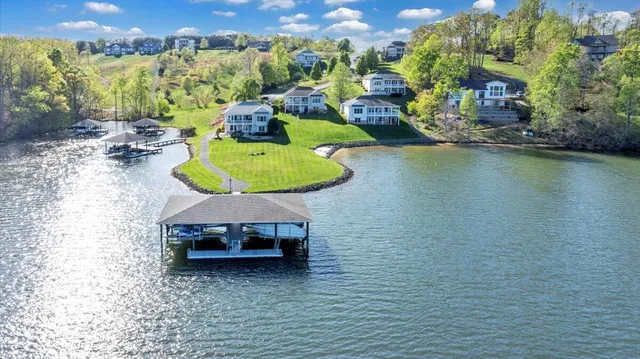 $1,145,000 | 105 Lighthouse Lane, Moneta, VA 24121