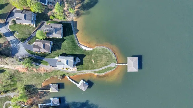 $1,145,000 | 105 Lighthouse Lane, Moneta, VA 24121