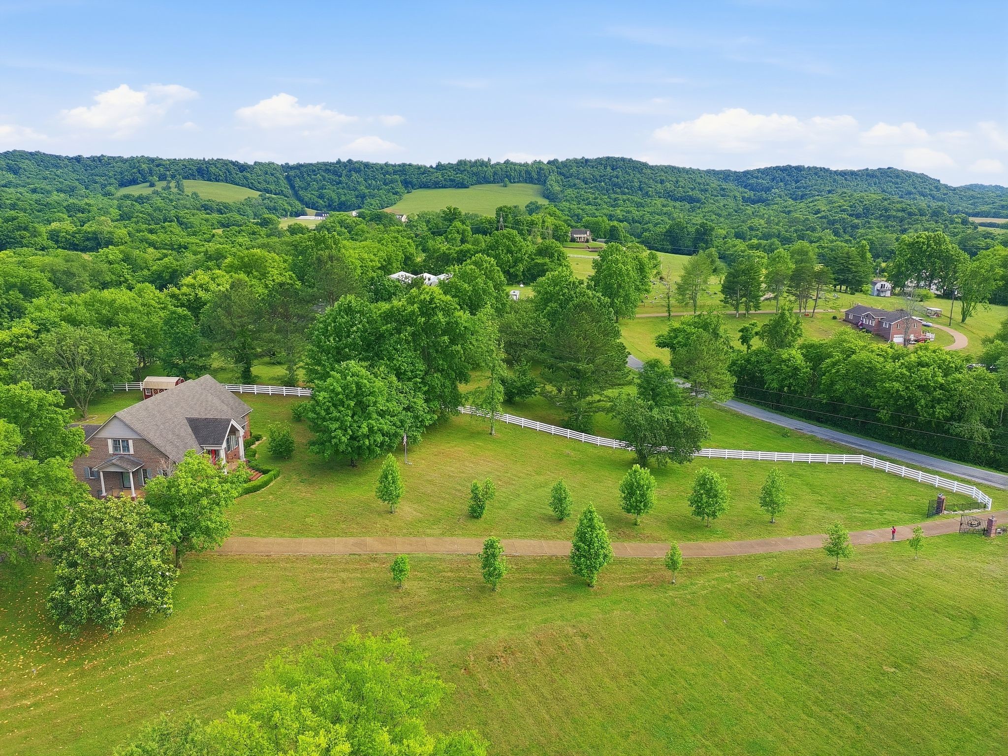 1150 Cochran Cemetery Road Lewisburg, TN 37091 - Photo 62 of 63 a view of an aerial view of tennis court