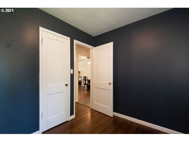 13300 Southwest Rita Drive Beaverton, OR 97005 - Photo 18 of 32 Gallery Image 18