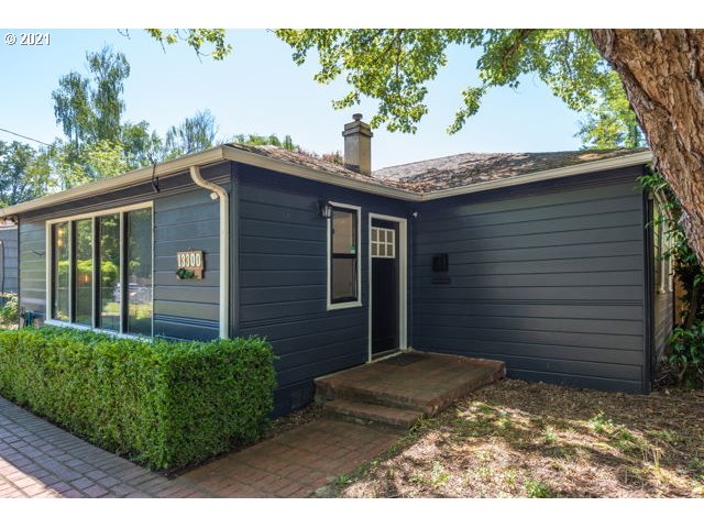 13300 Southwest Rita Drive Beaverton, OR 97005 - Photo 3 of 32 Gallery Image 3