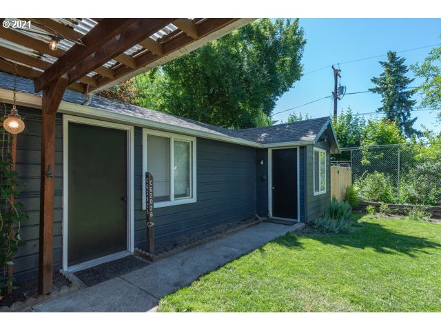 13300 Southwest Rita Drive Beaverton, OR 97005 - Photo 25 of 32 Gallery Image 25
