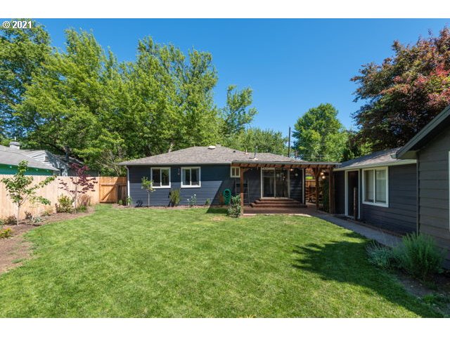 13300 Southwest Rita Drive Beaverton, OR 97005 - Photo 27 of 32 Gallery Image 27