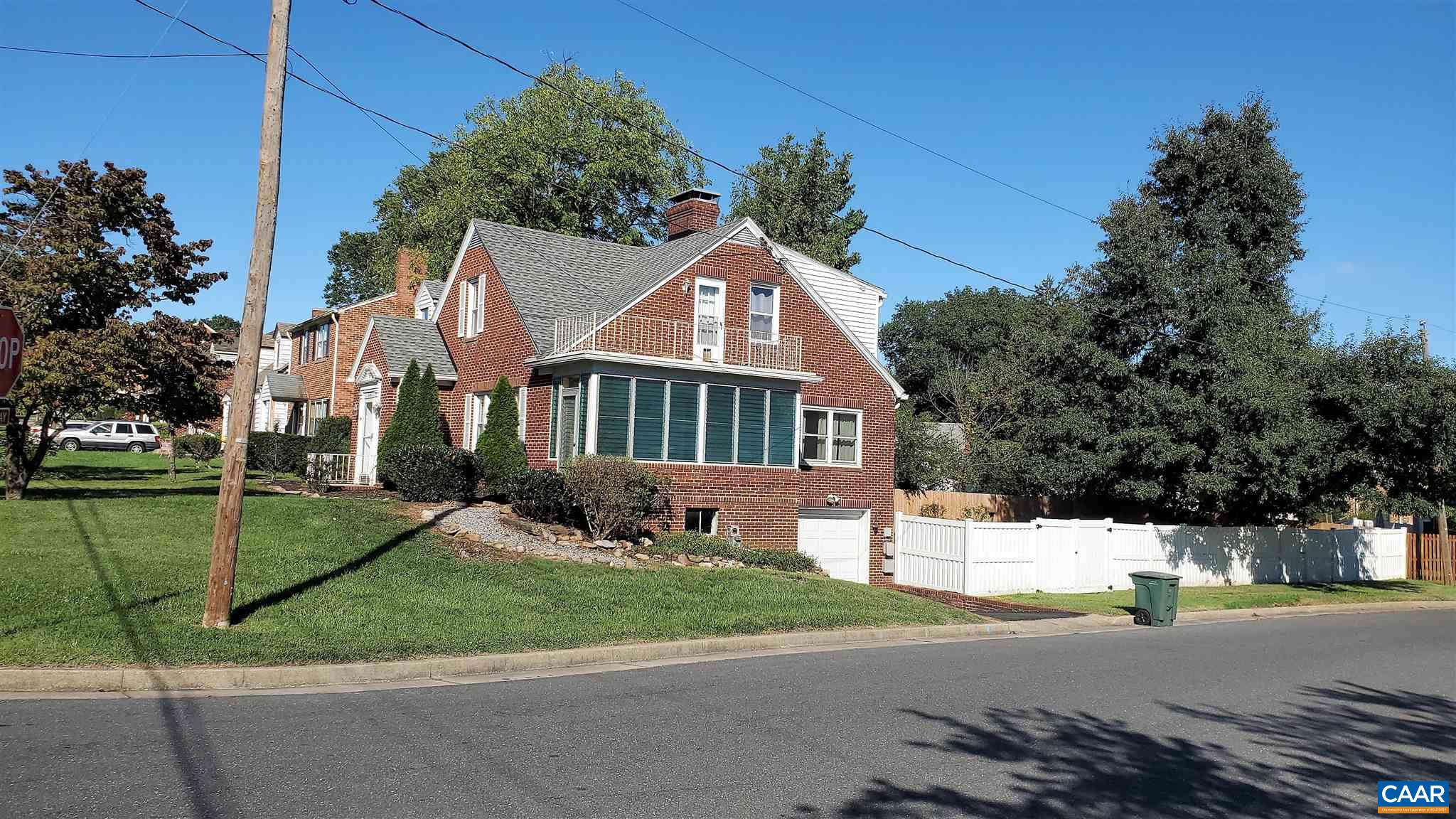 232 Wayneridge Road Waynesboro, VA 22980 - Photo 2 of 15 Gallery Image 2
