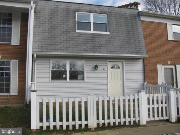 911 Anvil Road Fredericksburg, VA 22405 - Photo 1 of 10 Exterior (Main)