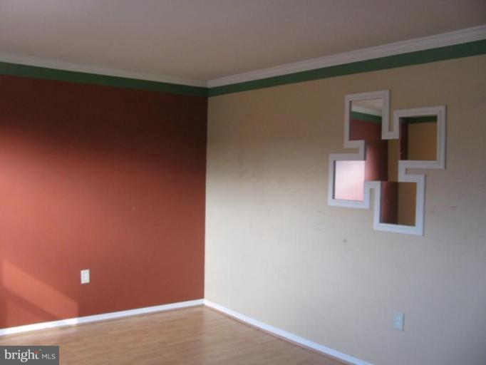911 Anvil Road Fredericksburg, VA 22405 - Photo 3 of 10 Family Room