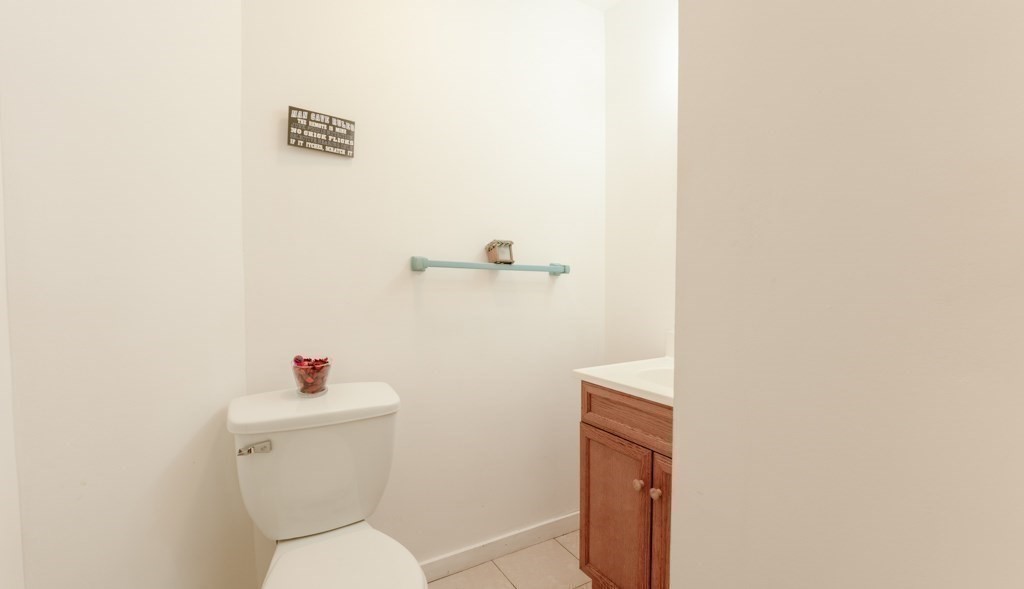20 Alderman Street Springfield, MA 01108 - Photo 11 of 26