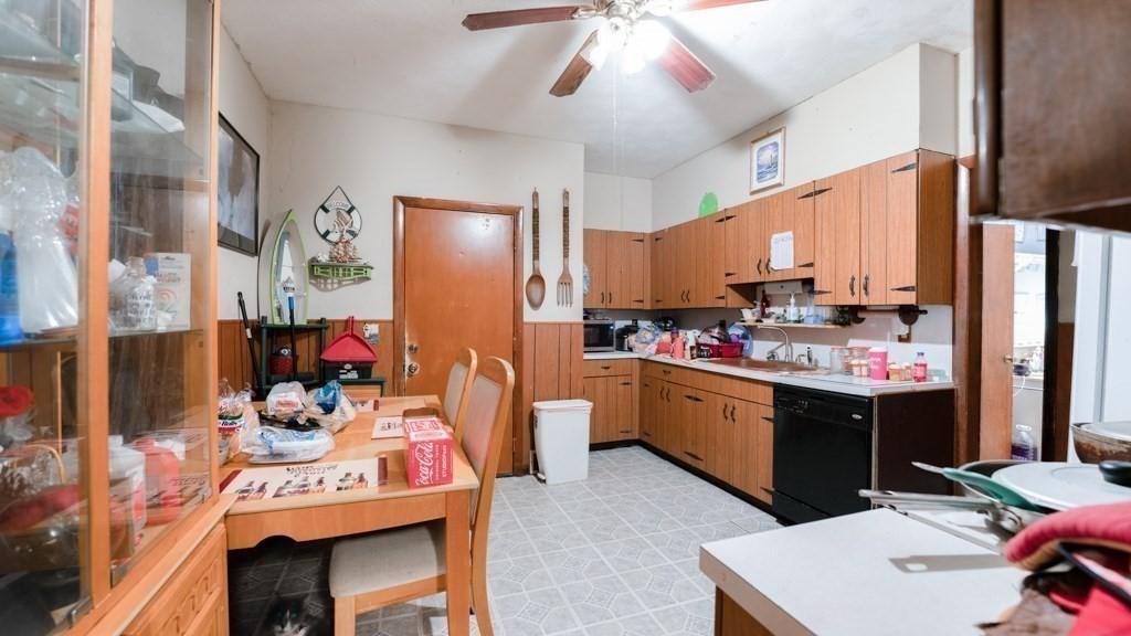 20 Alderman Street Springfield, MA 01108 - Photo 22 of 26