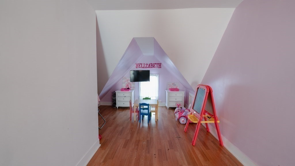 20 Alderman Street Springfield, MA 01108 - Photo 6 of 26