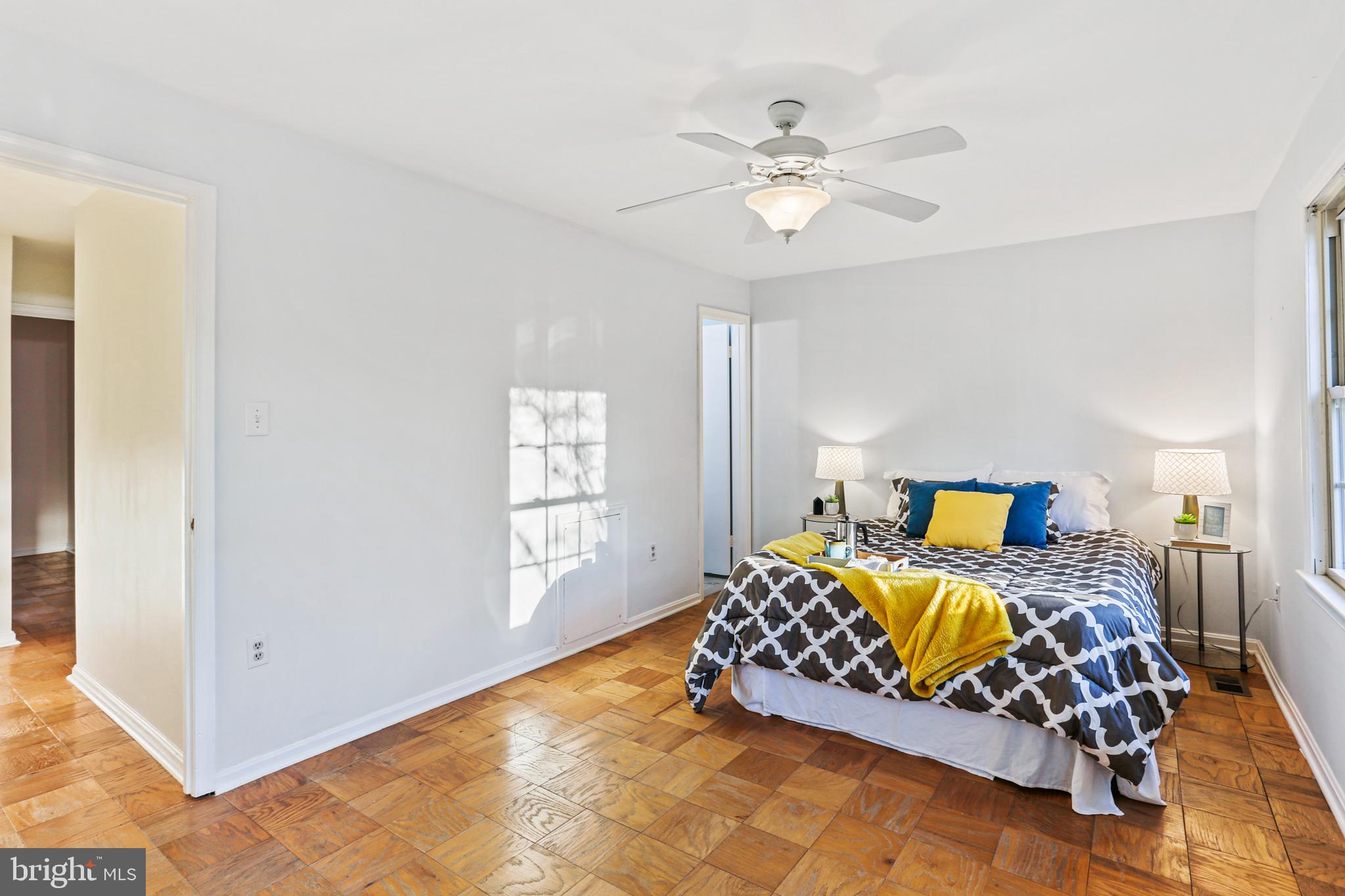 5813 Humblebee Road Columbia, MD 21045 - Photo 11 of 26 Plenty of space and natural light