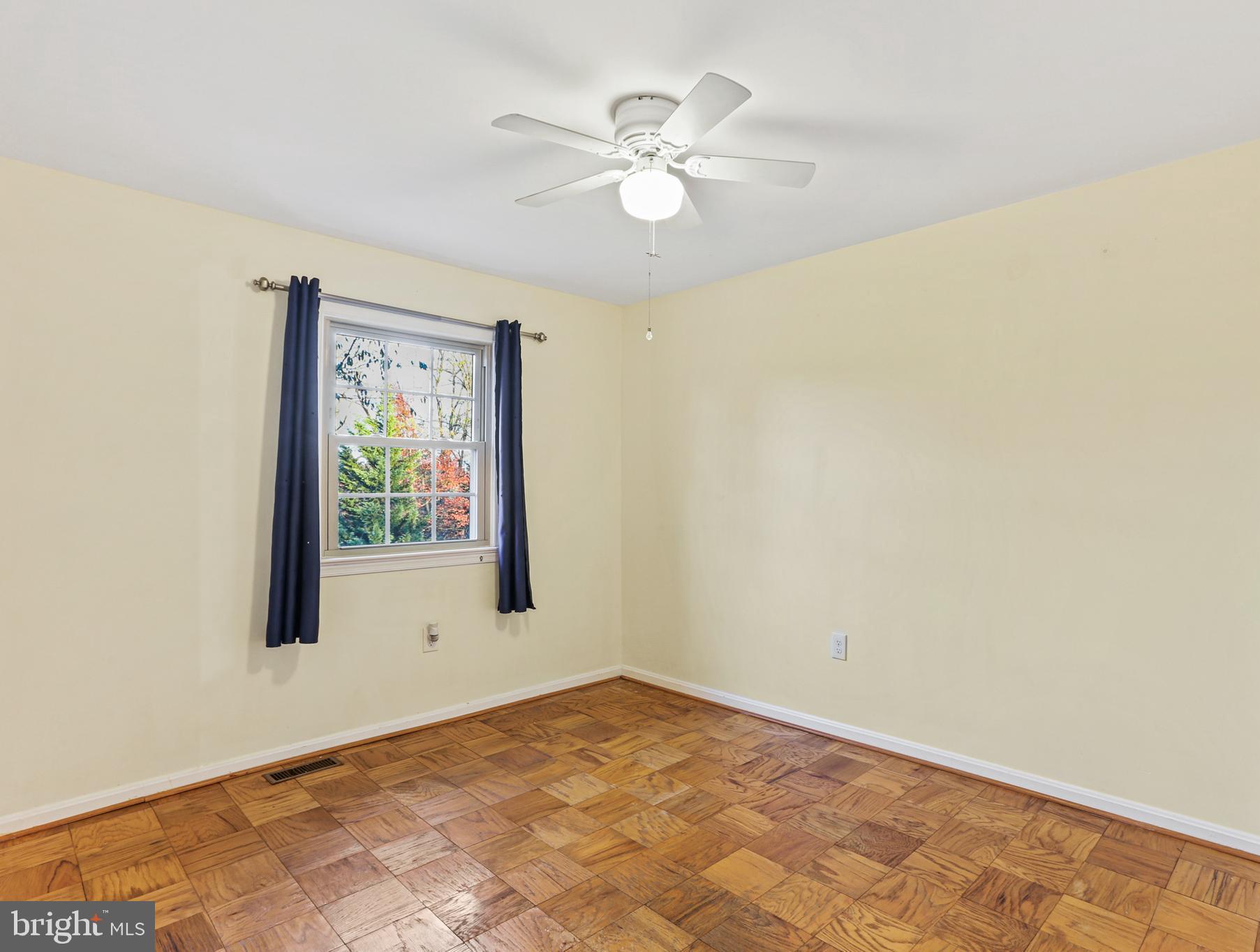 5813 Humblebee Road Columbia, MD 21045 - Photo 16 of 26 Bedroom #3