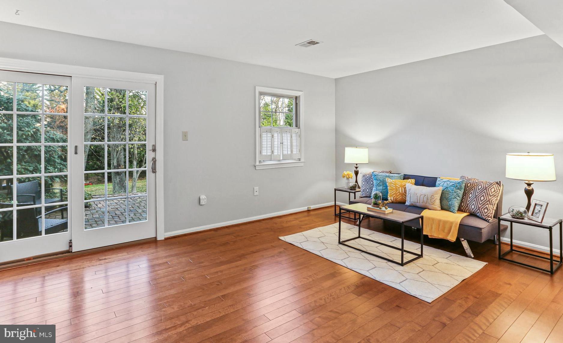 5813 Humblebee Road Columbia, MD 21045 - Photo 7 of 26 Gleaming hard wood flooring throughout main level