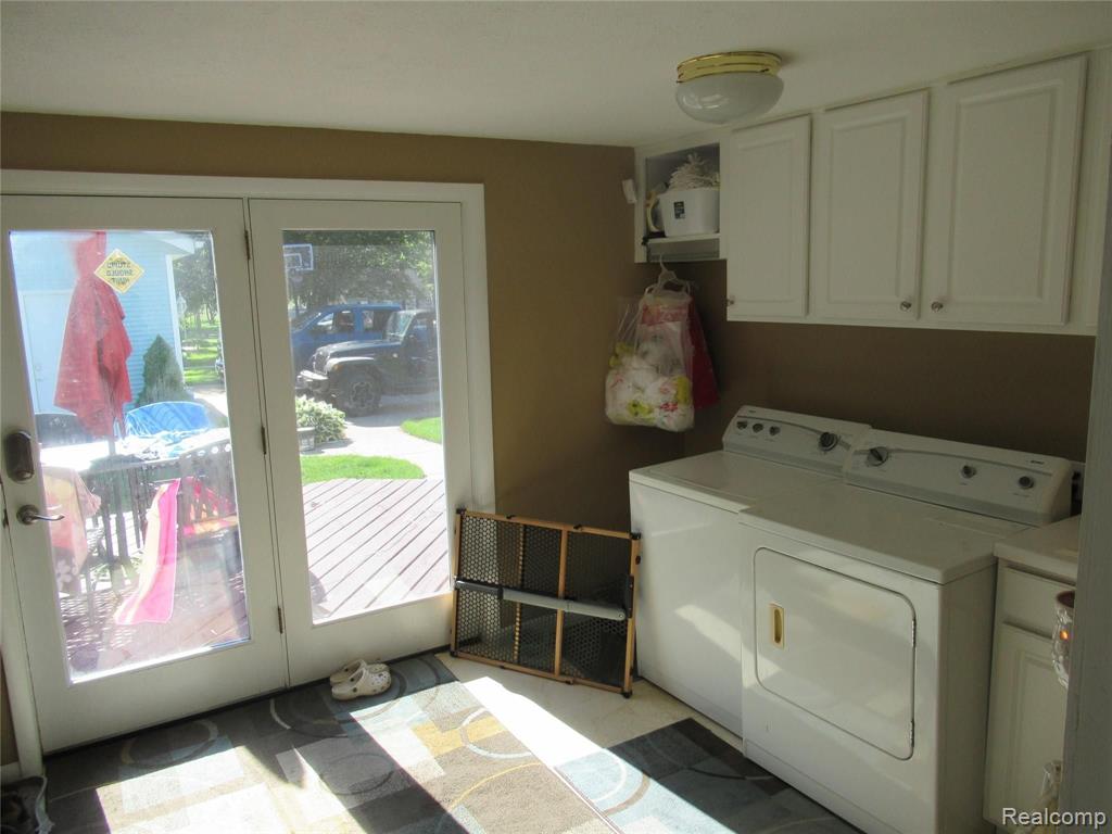201 East Spring Street Stockbridge, MI 49285 - Photo 25 of 35