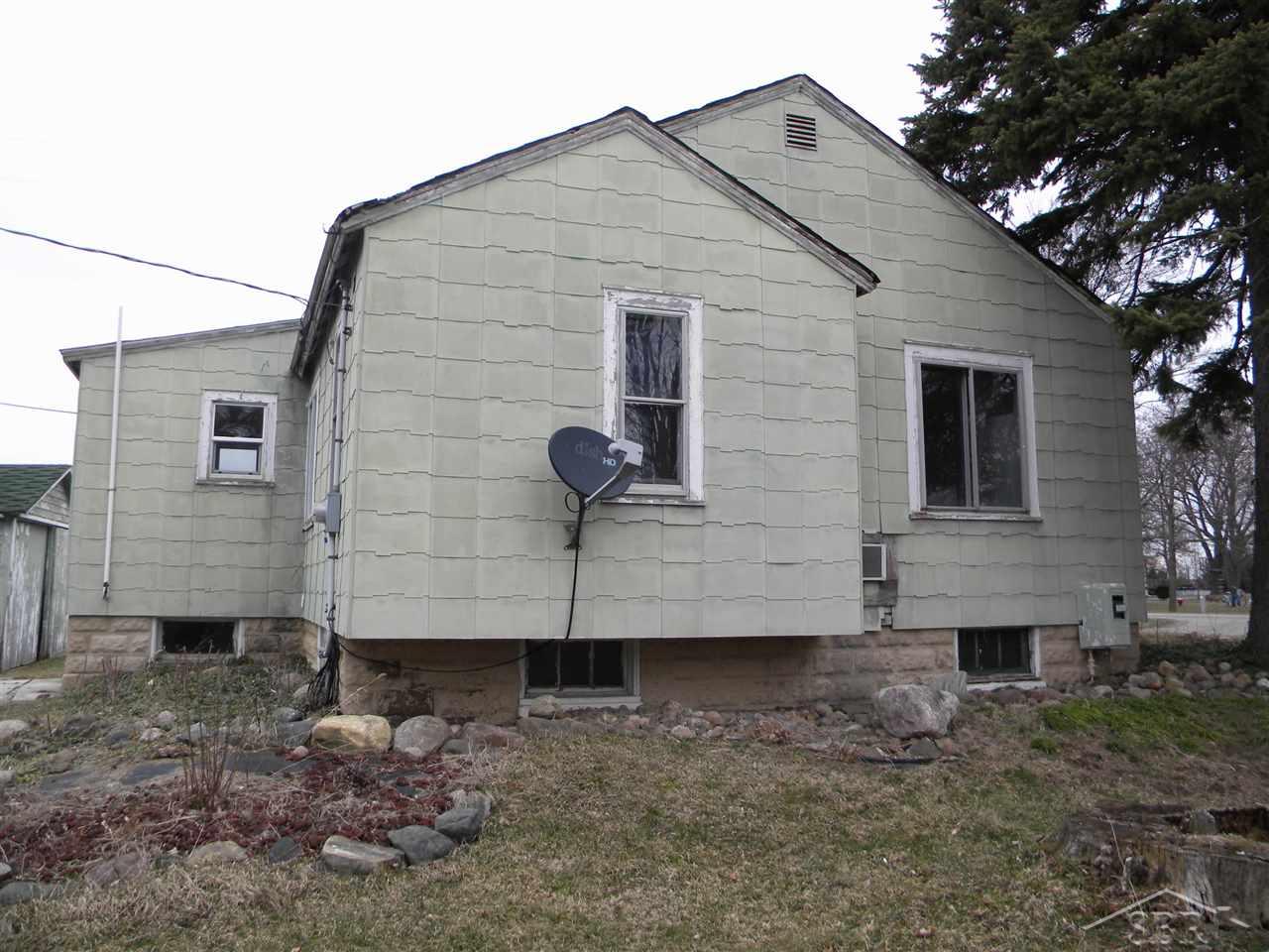 3815 Rayl Road Akron, MI 48701 - Photo 8 of 22 50010529-7.JPG