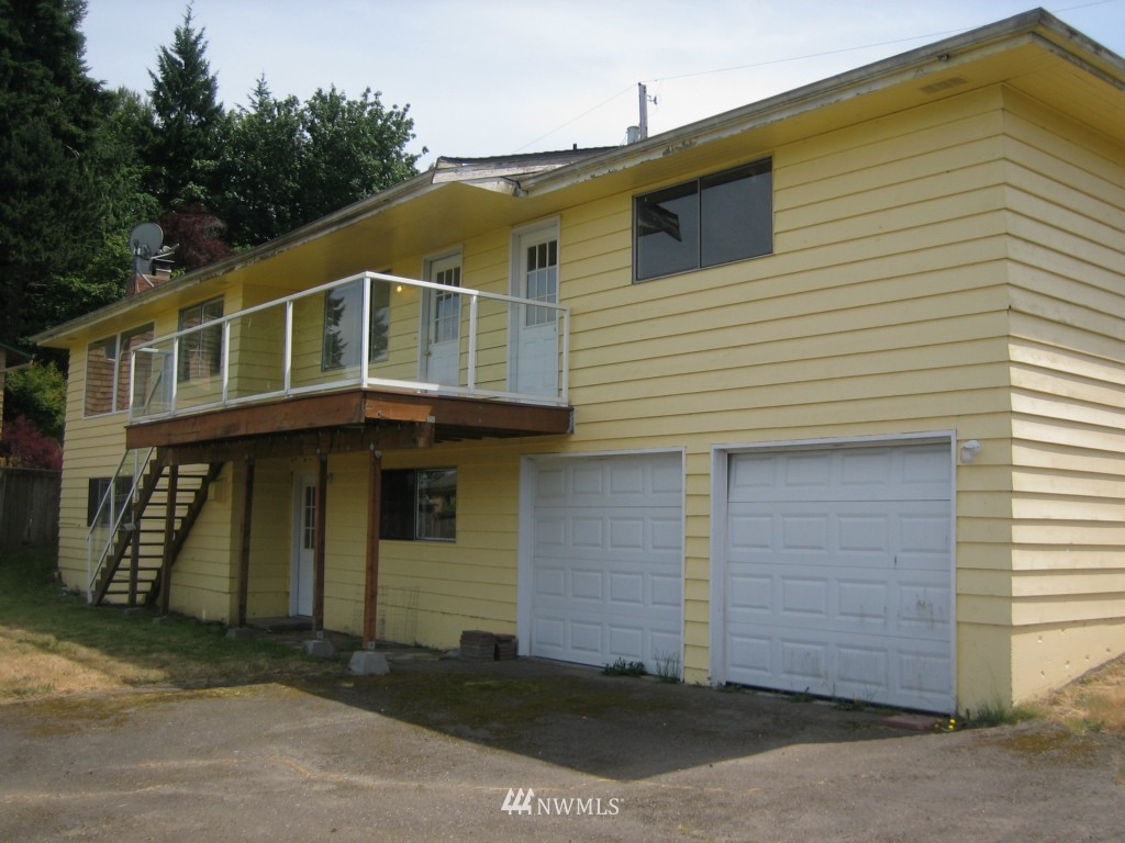 4135 Ridgecrest Way Southeast Port Orchard, WA 98366 - Photo 2 of 25 Gallery Image 2