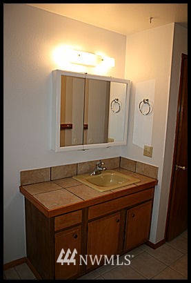 4135 Ridgecrest Way Southeast Port Orchard, WA 98366 - Photo 11 of 25 Gallery Image 11