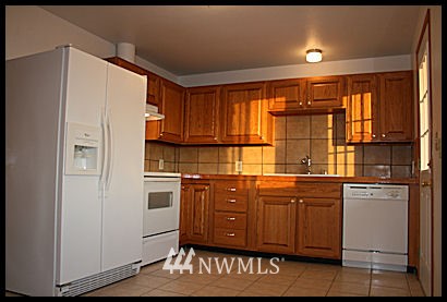 4135 Ridgecrest Way Southeast Port Orchard, WA 98366 - Photo 7 of 25 Gallery Image 7