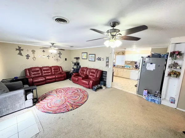 $120,000 | 1413 South Harvard Street, Perryton, TX 79070