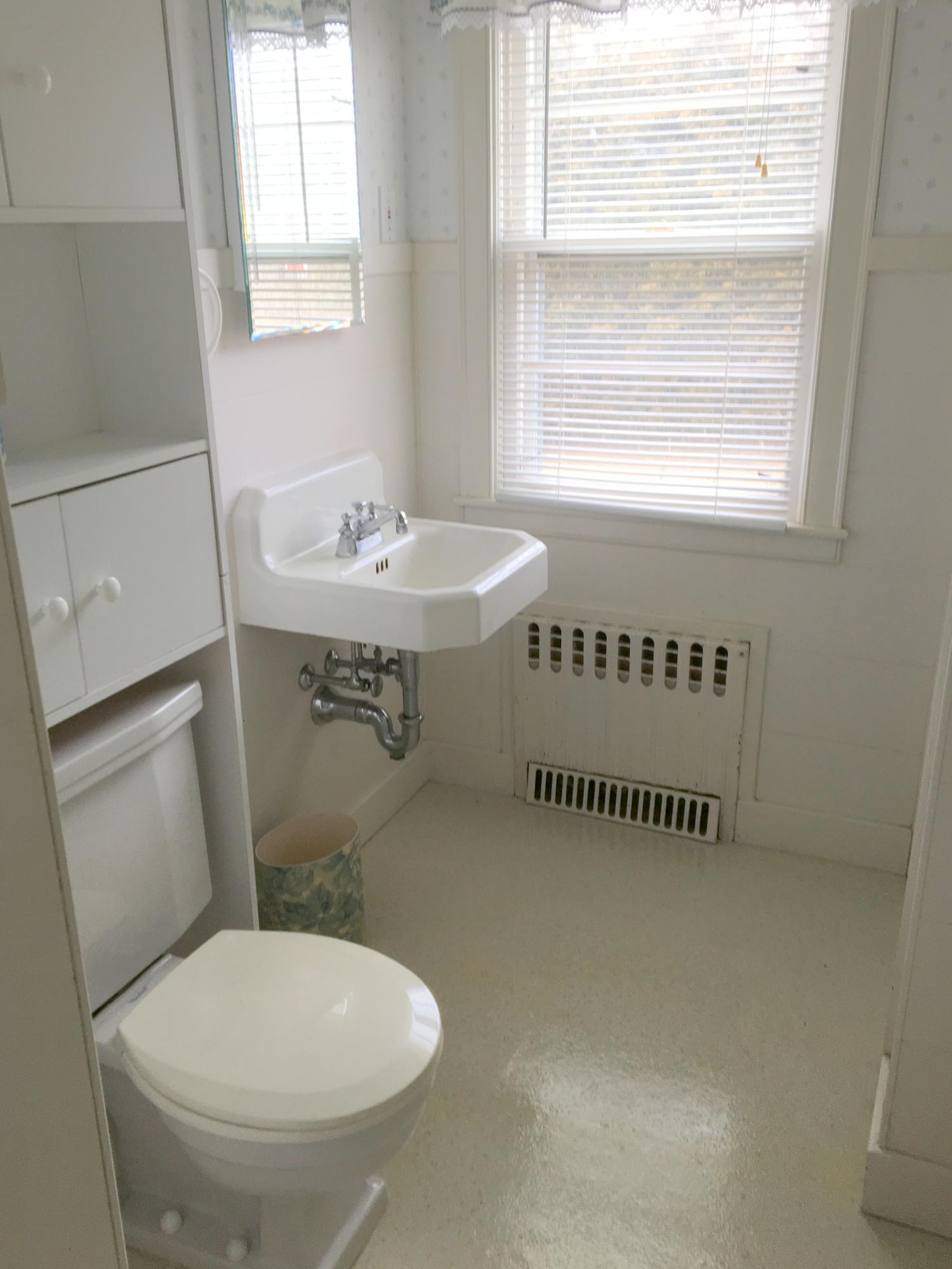37 Pleasant Road West Harwich, MA 02671 - Photo 23 of 32 bath with shower in apt