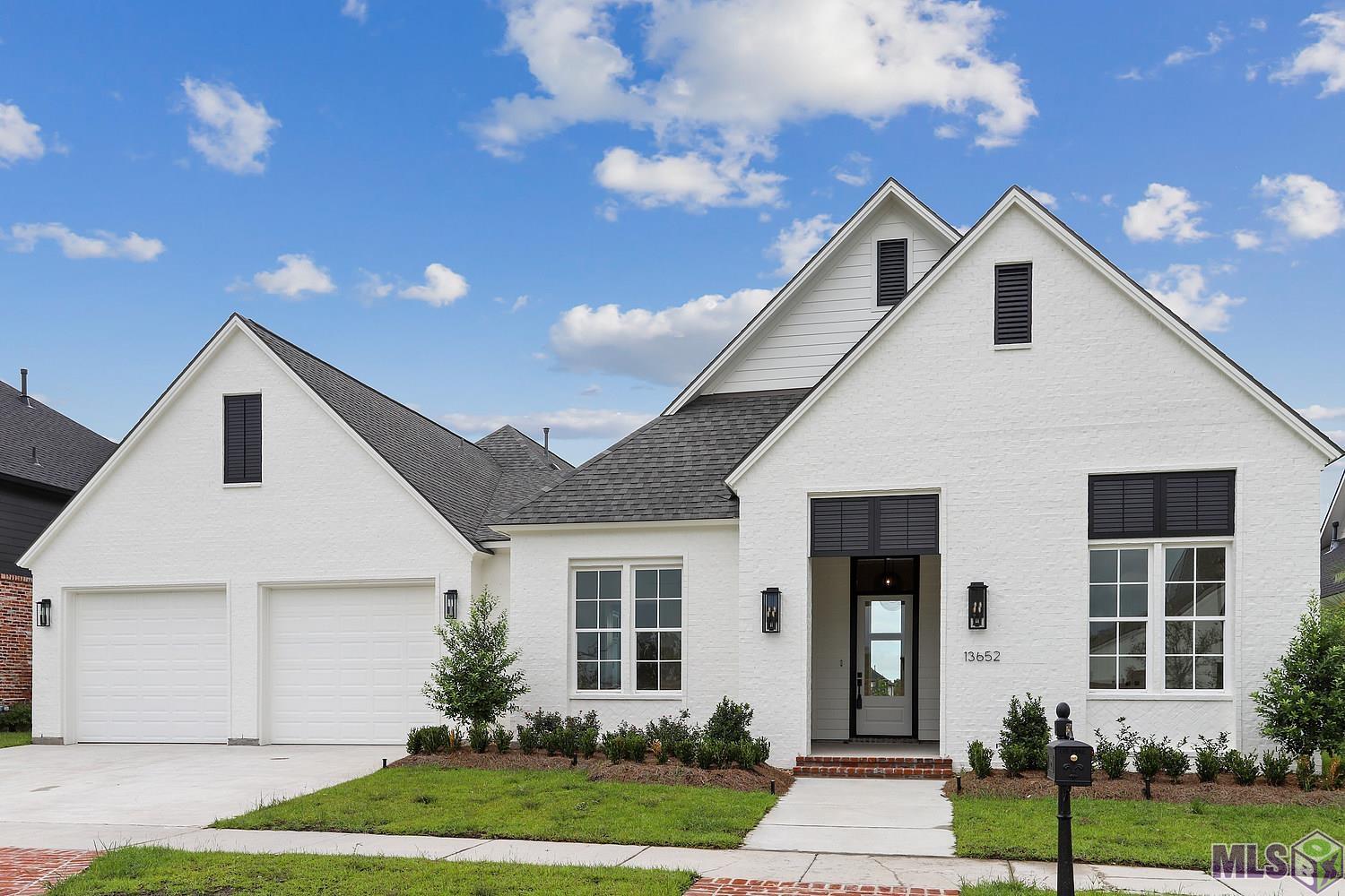 13652 Brook Point Drive Baton Rouge, LA 70810 - Photo 23 of 27 Front Elevation