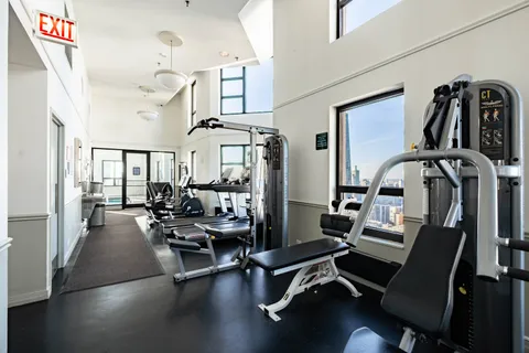 $550,000 | 401 East Ontario Street, Unit 3202, Chicago, IL 60611