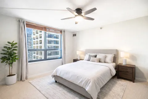 $550,000 | 401 East Ontario Street, Unit 3202, Chicago, IL 60611