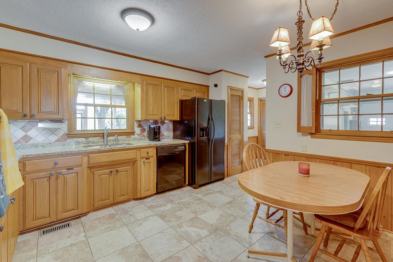 100 Emory Road Spartanburg, SC 29307 - Photo 4 of 19