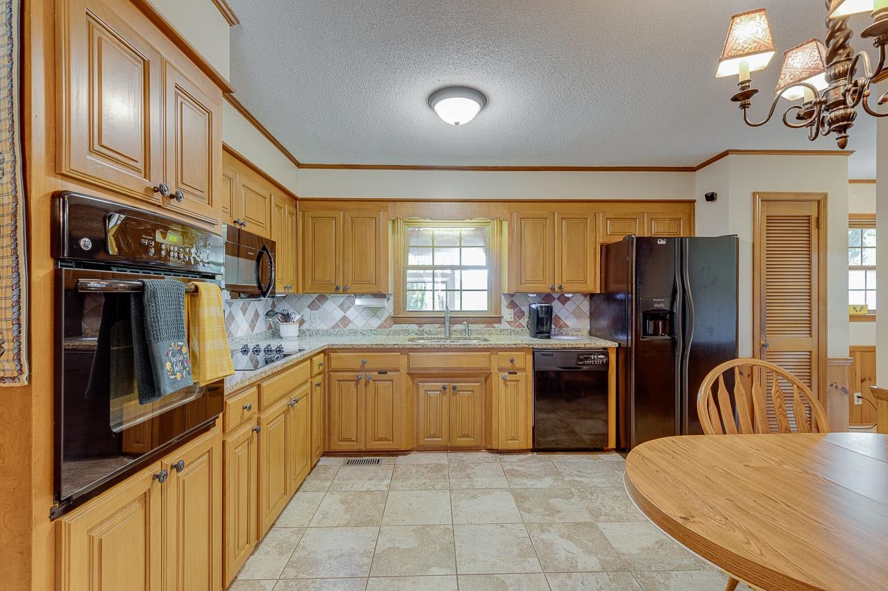 100 Emory Road Spartanburg, SC 29307 - Photo 5 of 19