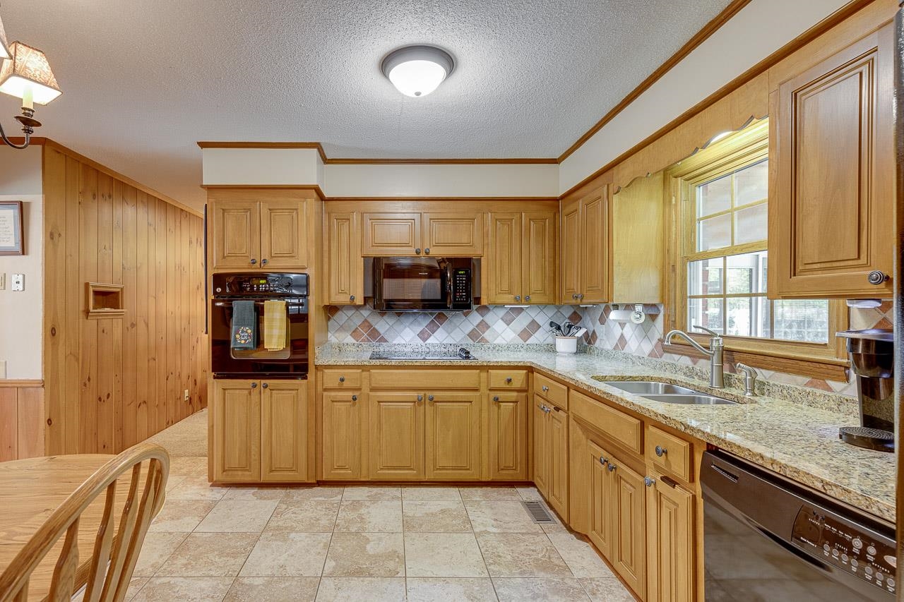 100 Emory Road Spartanburg, SC 29307 - Photo 7 of 19