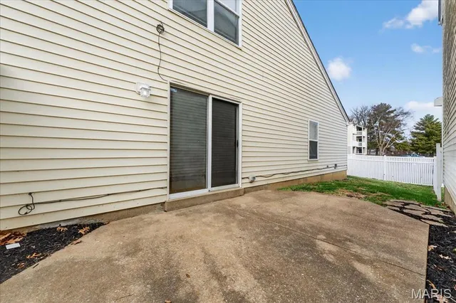 $177,000 | 850 Liberty Village Drive, Florissant, MO 63031