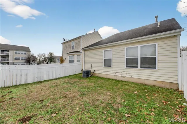 $177,000 | 850 Liberty Village Drive, Florissant, MO 63031