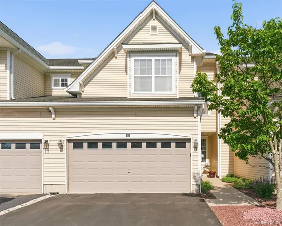 $489,000 | 10 Cornwall Lane, Middletown, NY 10940