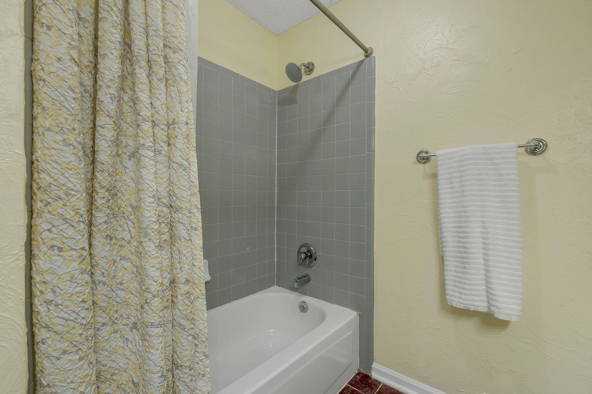 8381 Hunters Ridge Trail Tallahassee, FL 32312 - Photo 22 of 27
