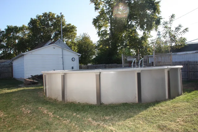 $126,500 | 713 O Hara Street, Bloomington, IL 61701