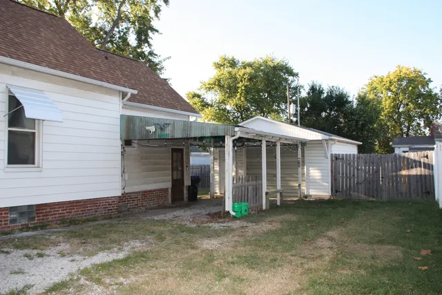 $126,500 | 713 O Hara Street, Bloomington, IL 61701