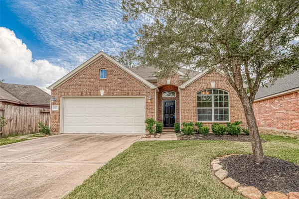 $329,000 | 18903 Pinewood Point Lane, Tomball, TX 77377