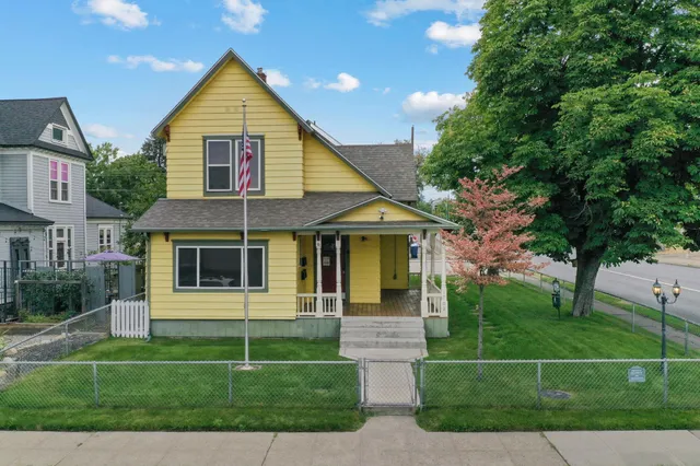 $699,000 | 1702 West Dean Avenue, Spokane, WA 99201