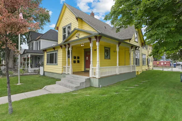 $699,000 | 1702 West Dean Avenue, Spokane, WA 99201