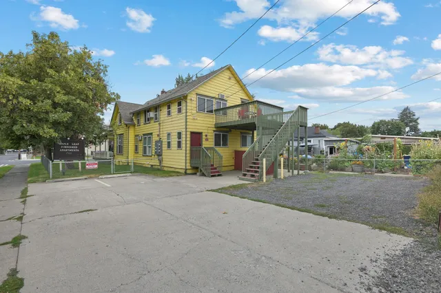 $699,000 | 1702 West Dean Avenue, Spokane, WA 99201