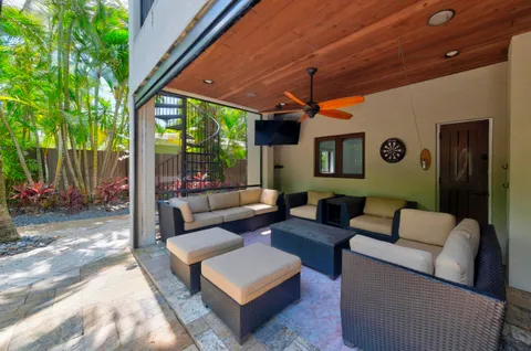 $3,400,000 | 2719 Northeast 19th Street, Fort Lauderdale, FL 33305