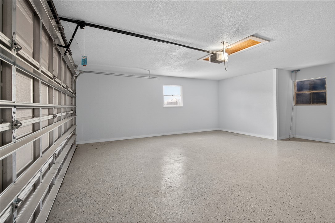 103 Granby Place Portland, TX 78374 - Photo 38 of 40 a view of an empty room with a window