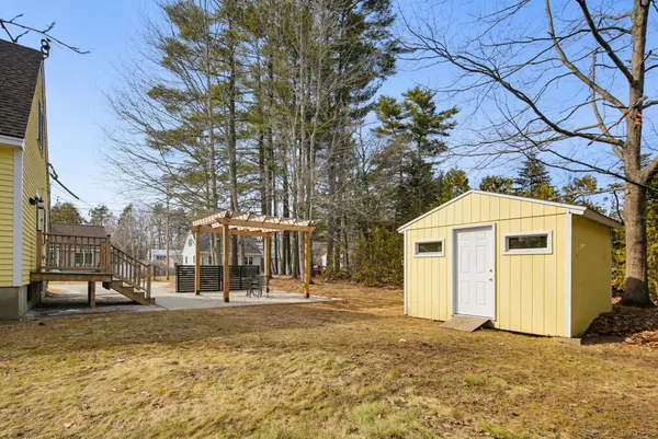 $449,000 | 31 Hanson Drive, Topsham, ME 04086