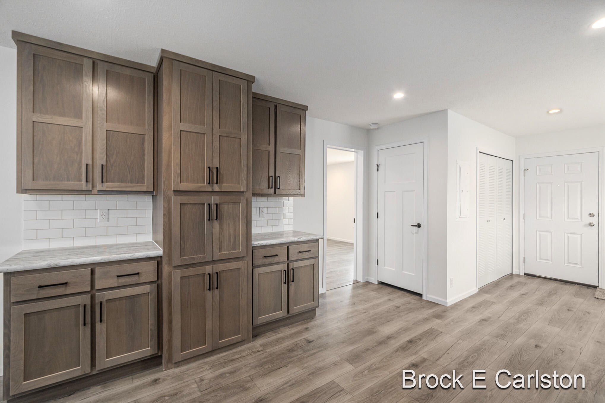 1283 East Ellis Road, Unit 18 Norton Shores, MI 49441 - Photo 11 of 22 DSC_4575