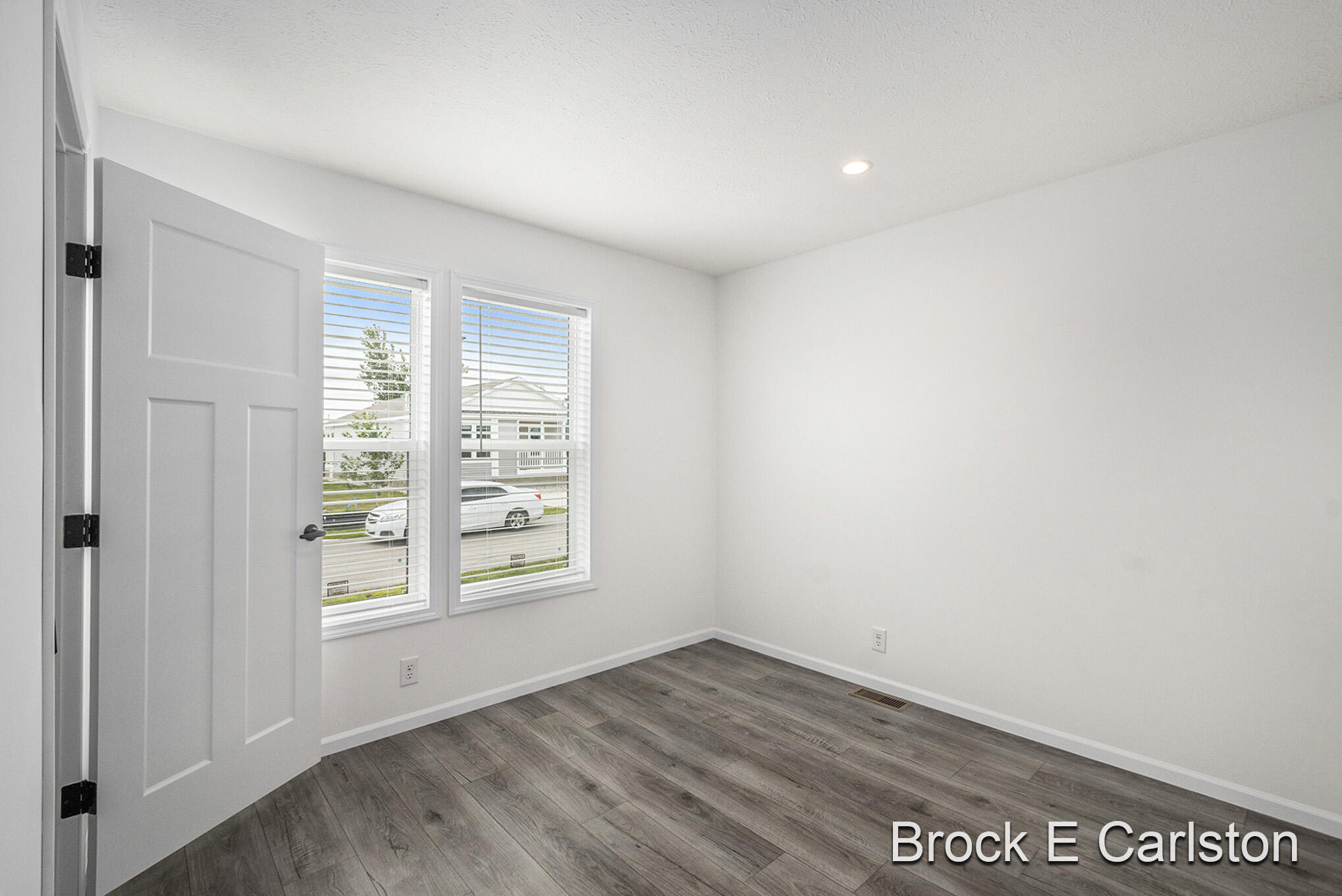 1283 East Ellis Road, Unit 18 Norton Shores, MI 49441 - Photo 18 of 22 DSC_4582
