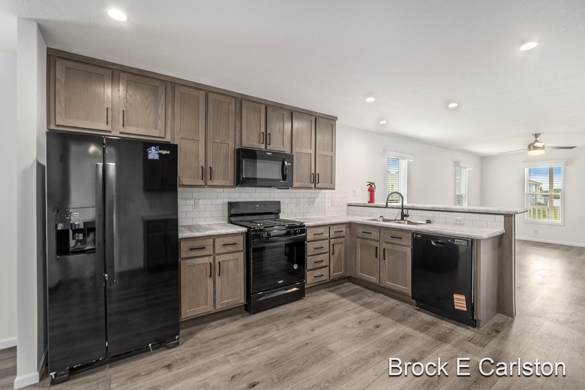 1283 East Ellis Road, Unit 18 Norton Shores, MI 49441 - Photo 9 of 22 DSC_4573