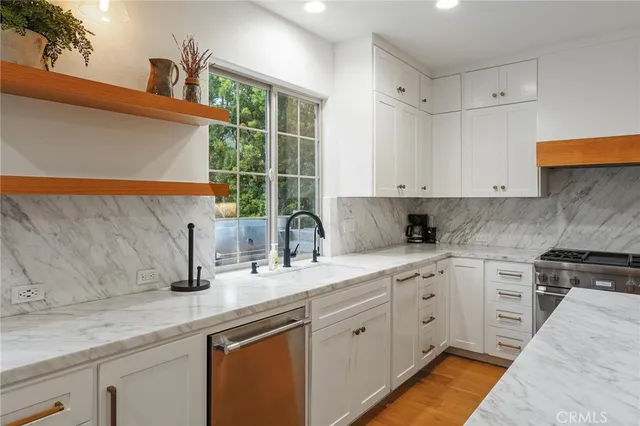 $9,995 | 1 Calle Saltamontes, San Clemente, CA 92673