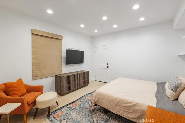 $9,995 | 1 Calle Saltamontes, San Clemente, CA 92673