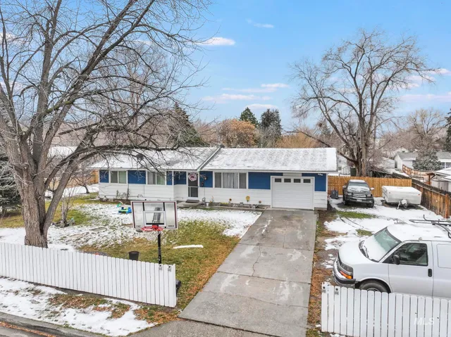 $260,000 | 403 3rd Avenue West, Jerome, ID 83338